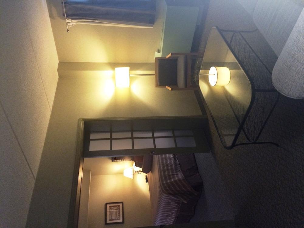 Travelodge By Wyndham Winnipeg East Esterno foto