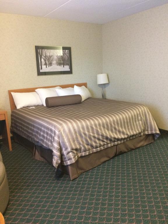 Travelodge By Wyndham Winnipeg East Esterno foto