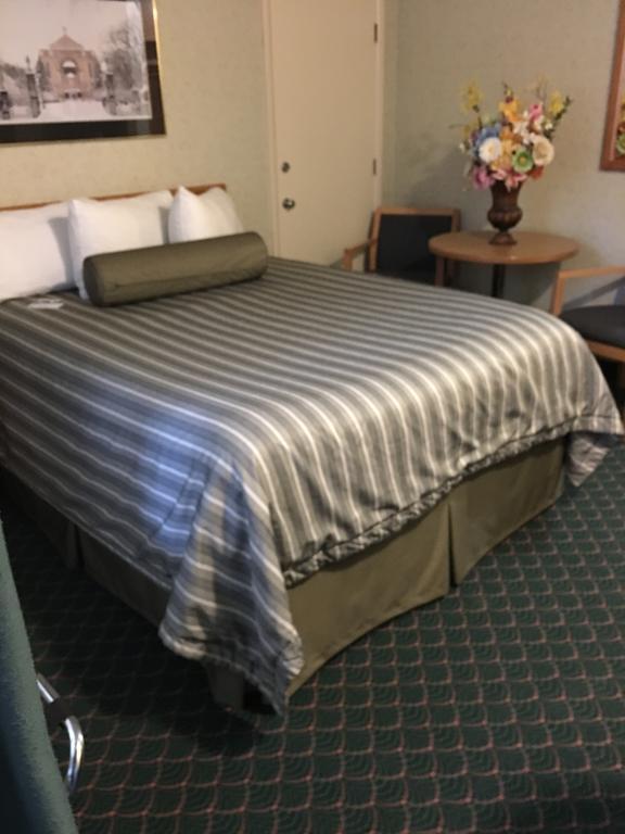 Travelodge By Wyndham Winnipeg East Esterno foto