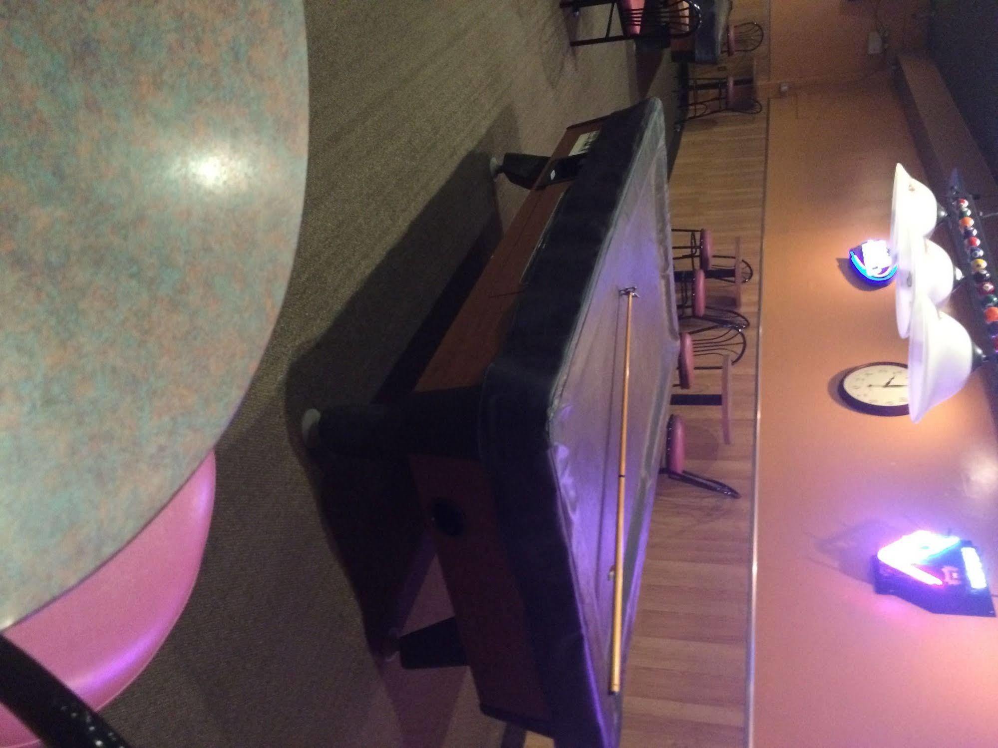 Travelodge By Wyndham Winnipeg East Esterno foto